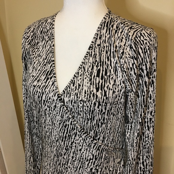 Banana Republic Faux Wrap Dress tiger animal print - Picture 2 of 14